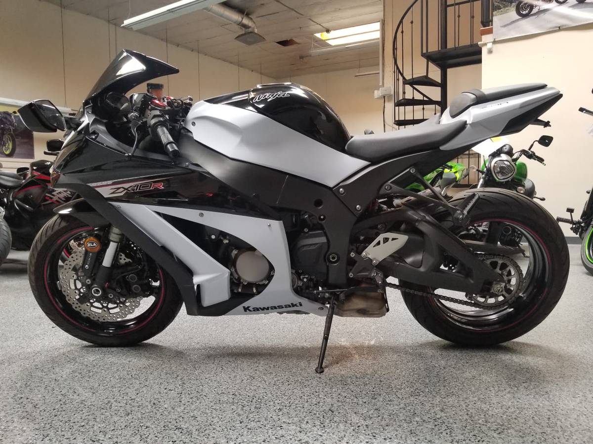 2013 Kawasaki Ninja ZX10R ABS - AK Motors