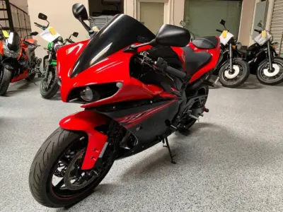 2013 Yamaha R1 Crossplane