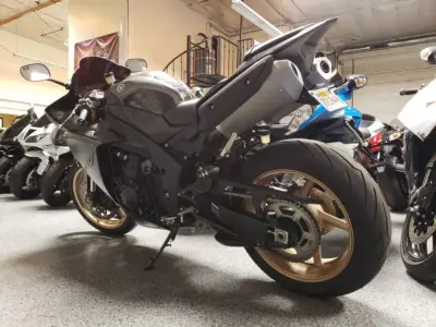 2014 Yamaha R1 Crossplane