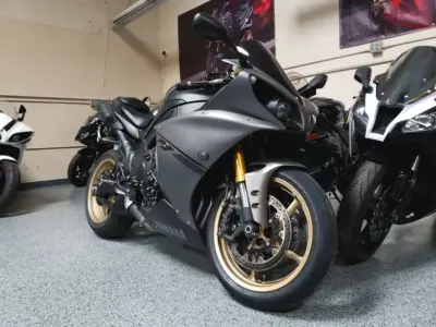 2014 Yamaha R1 Crossplane