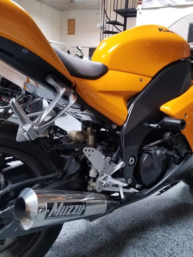 2006 Kawasaki Ninja ZX10R - AK MotorsAK Motors