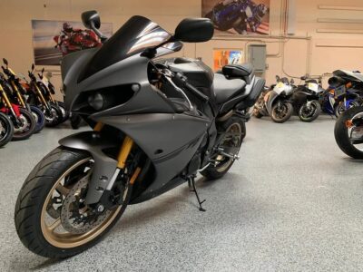2014 Yamaha R1 Crossplane
