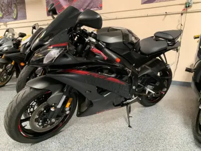 2015 Yamaha R6 RAVEN