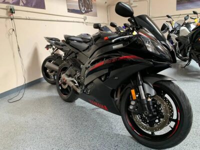 2015 Yamaha R6 RAVEN