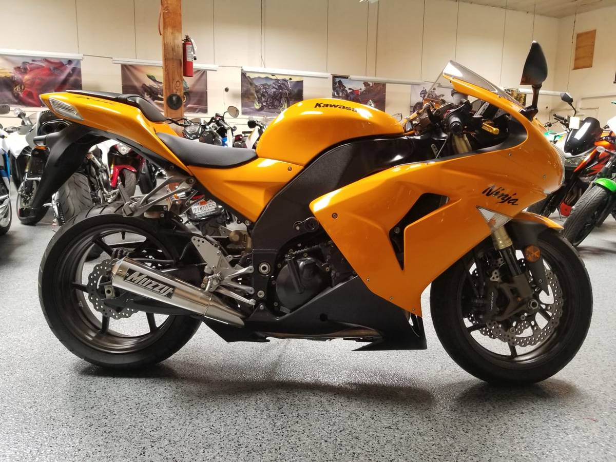 2006 Kawasaki Ninja ZX10R - AK Motors