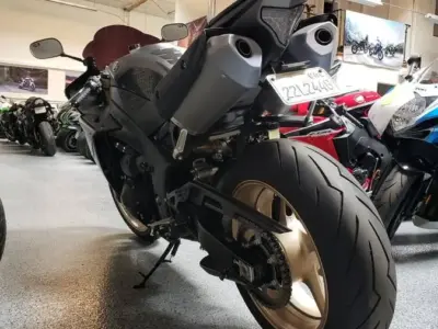2014 Yamaha R1 Crossplane