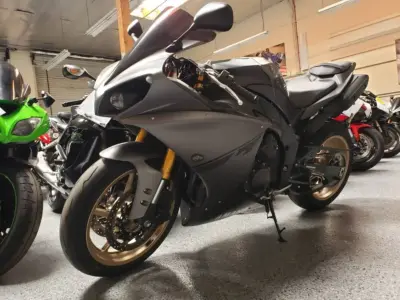 2014 Yamaha R1 Crossplane