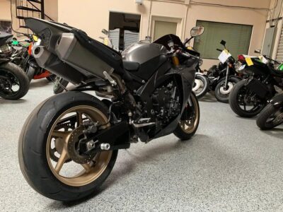 2014 Yamaha R1 Crossplane
