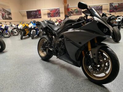 2014 Yamaha R1 Crossplane