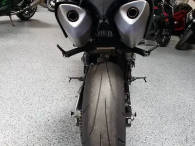 2011 Yamaha R1 Crossplane Raven
