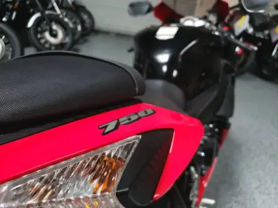2014 Suzuki GSXR 750