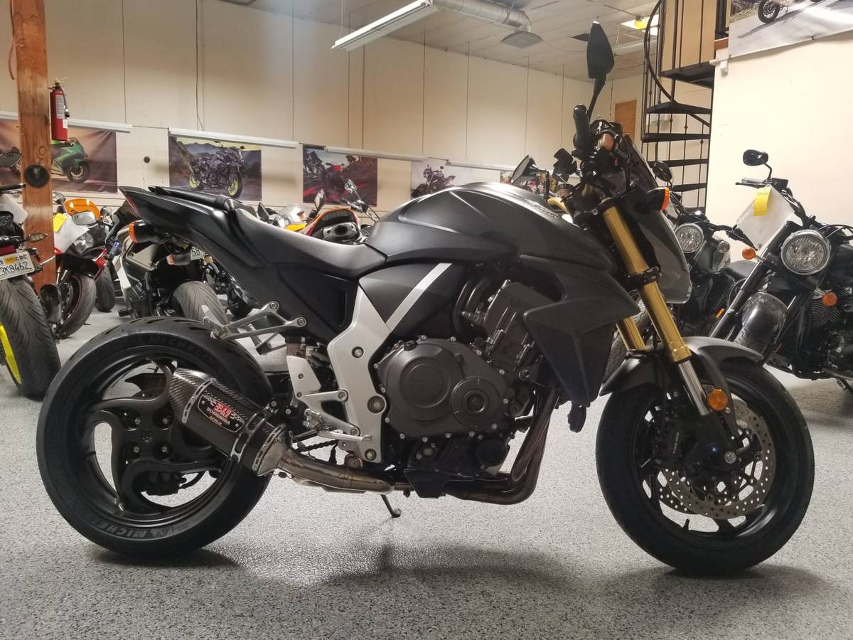 2012 HONDA CB1000R - 9000 Miles | AK Motors