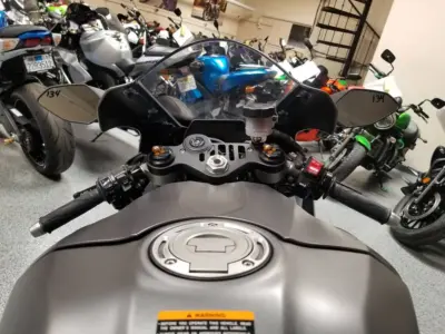 2016 Yamaha R1