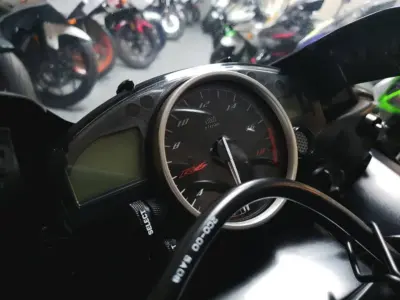 2015 Yamaha R6 RAVEN
