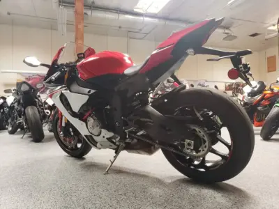 2015 Yamaha R1