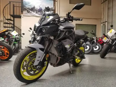 2017 Yamaha FZ-10 FZ10 MT10 MT-10