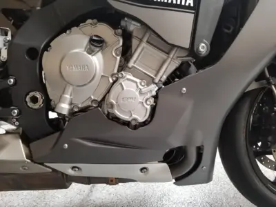 2016 Yamaha R1
