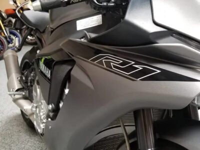 2016 Yamaha R1