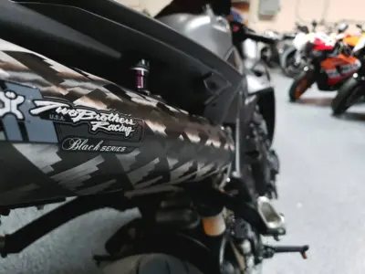 2013 Yamaha R1 Crossplane