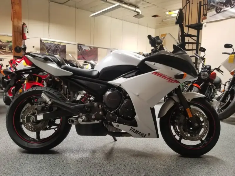 2012 Yamaha FZ6R