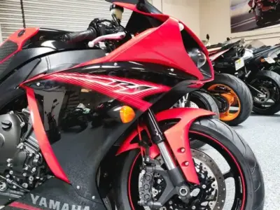 2013 Yamaha R1 Crossplane