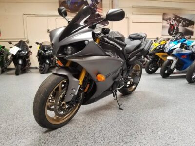 2014 Yamaha R1 Crossplane