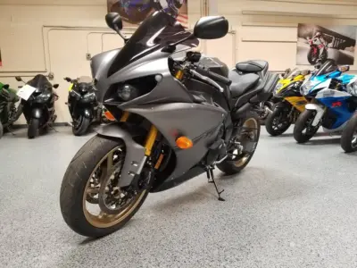 2014 Yamaha R1 Crossplane