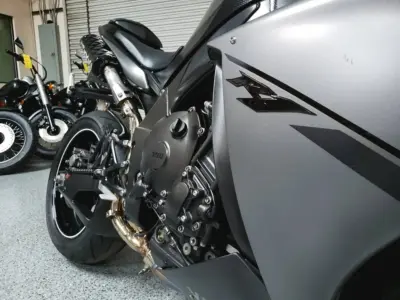 2013 Yamaha R1 Crossplane
