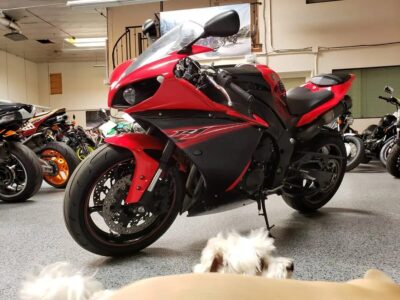 2013 Yamaha R1 Crossplane