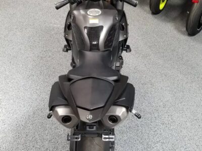 2014 Yamaha R1 Crossplane