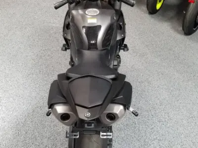 2014 Yamaha R1 Crossplane