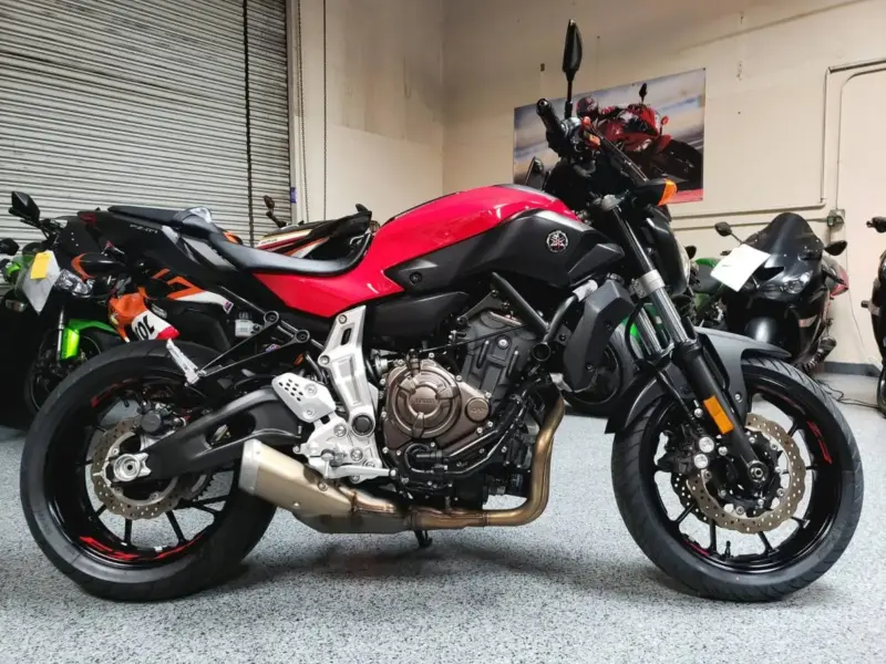 2015 Yamaha FZ07 FZ-07