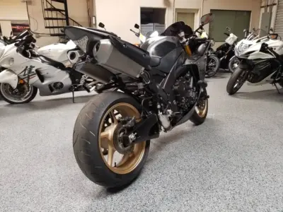 2014 Yamaha R1 Crossplane