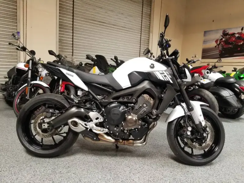 2017 Yamaha FZ09 FZ-09 ABS