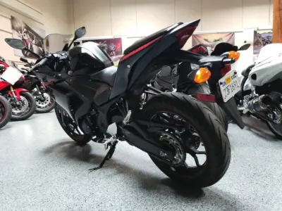 2015 Yamaha R3