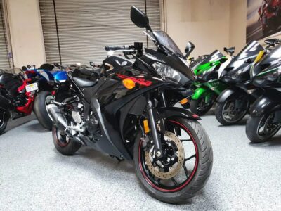 2015 Yamaha R3