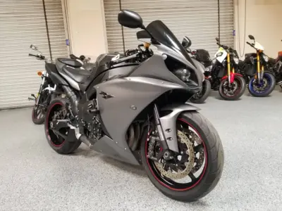 2013 Yamaha R1 Crossplane