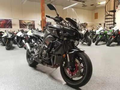2017 Yamaha FZ-10 FZ10 MT10 MT-10