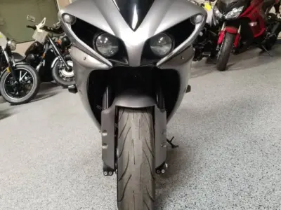 2013 Yamaha R1 Crossplane