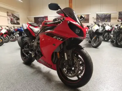 2014 Yamaha R1 Crossplane