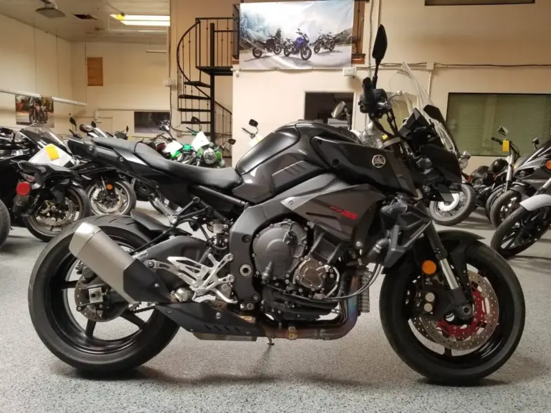 2017 Yamaha FZ-10 FZ10 MT10 MT-10