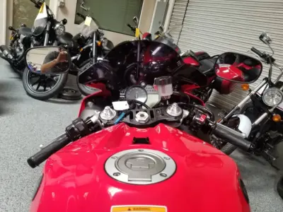 2014 Yamaha R1 Crossplane