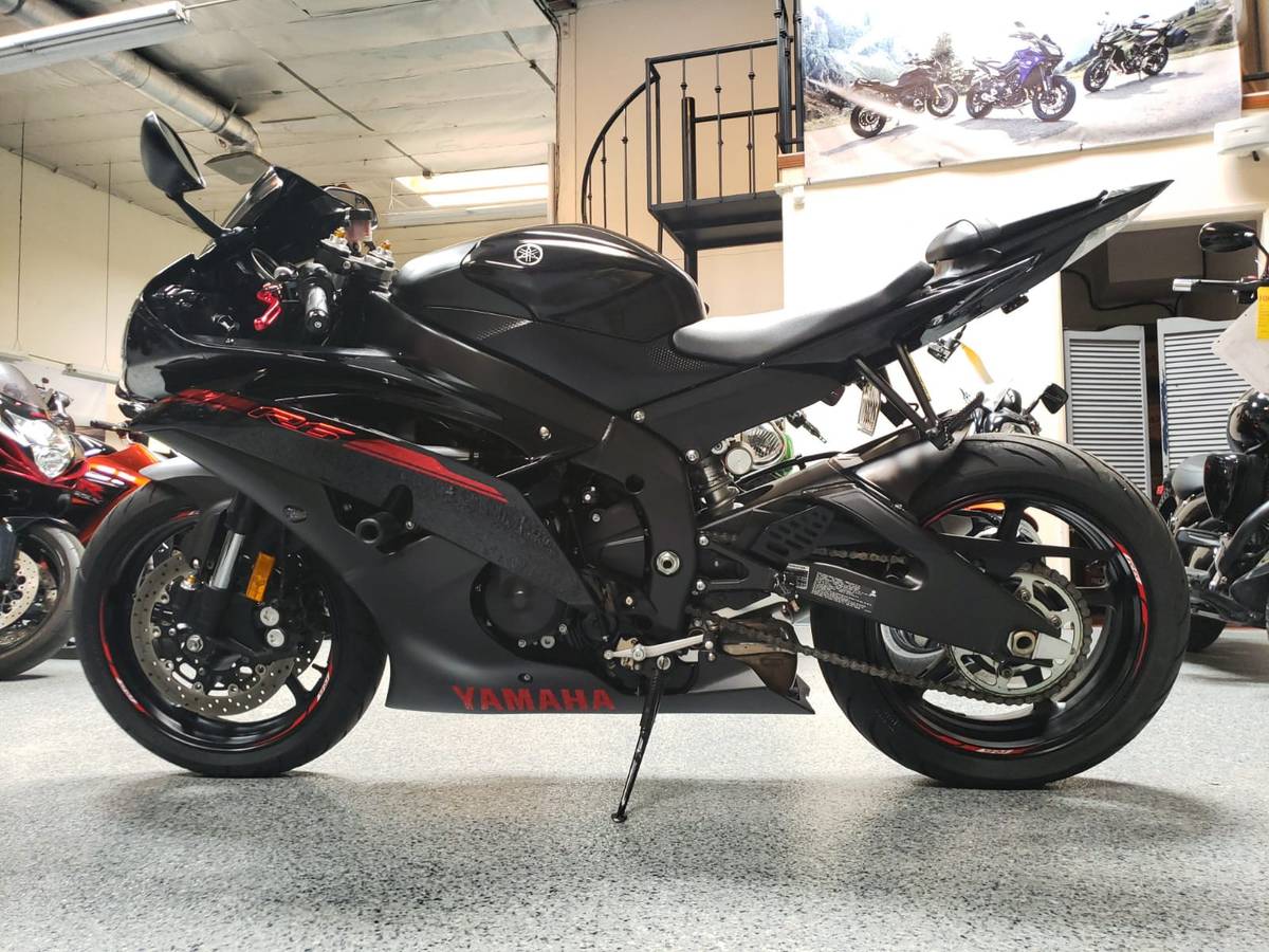 2020 yamaha r6 raven