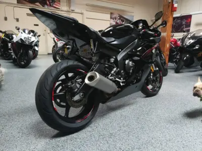 2015 Yamaha R6 RAVEN