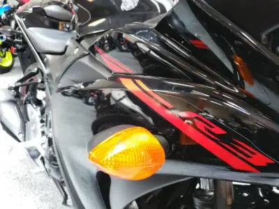 2015 Yamaha R3