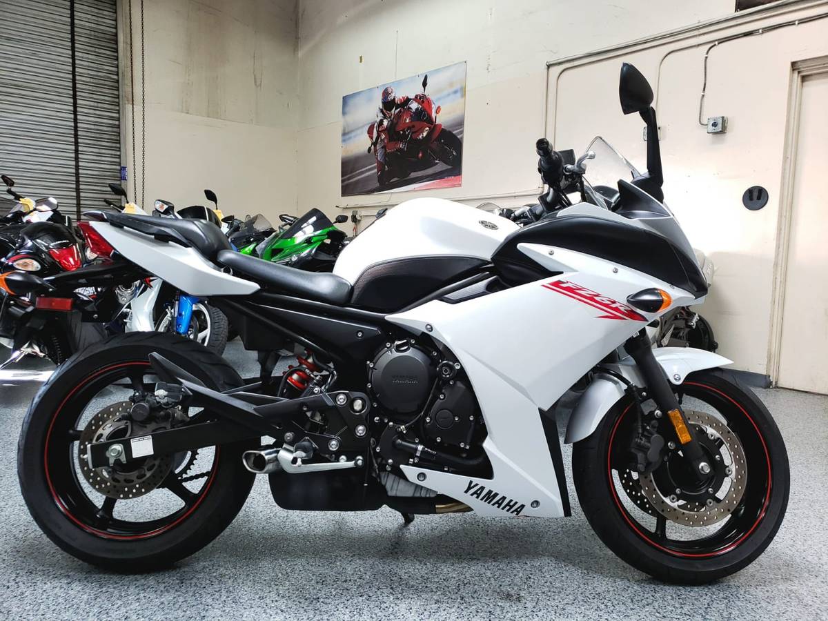 2012 deals yamaha fz6