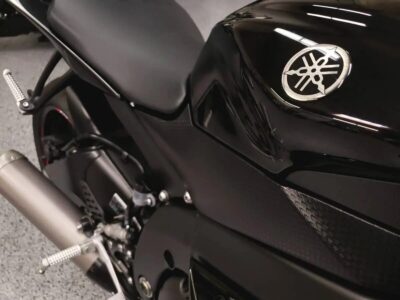 2015 Yamaha R6 RAVEN (300 miles)
