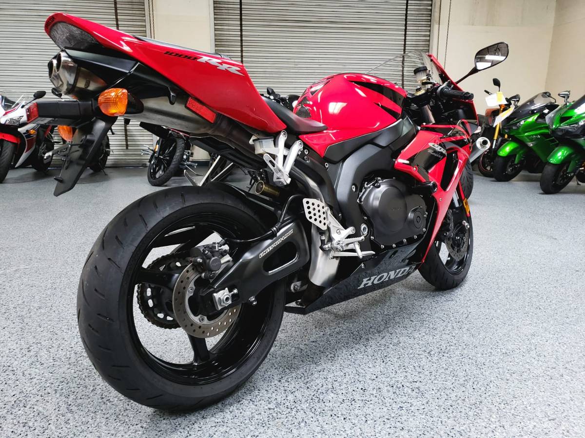 Honda cbr1000rr 2007 характеристики