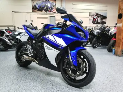 2011 Yamaha R1 Crossplane