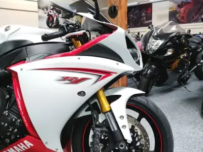 2009 Yamaha R1 Crossplane
